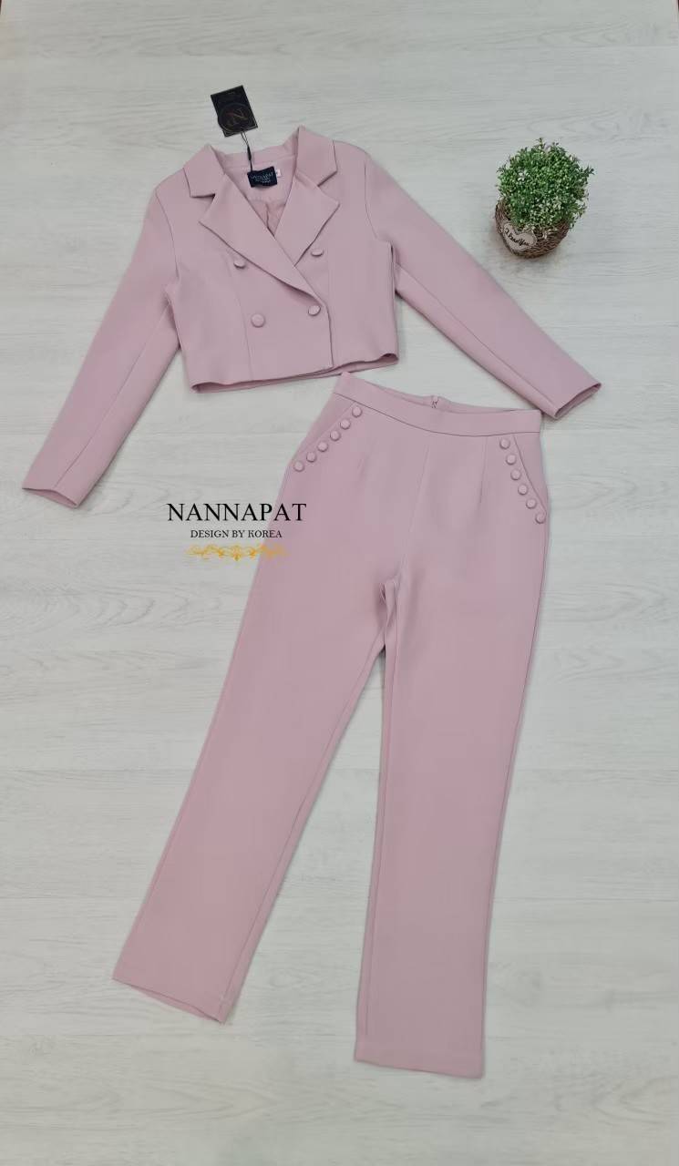 เสื้อคร็อปสูท ผ้าหนานุ่มสีชมพู
