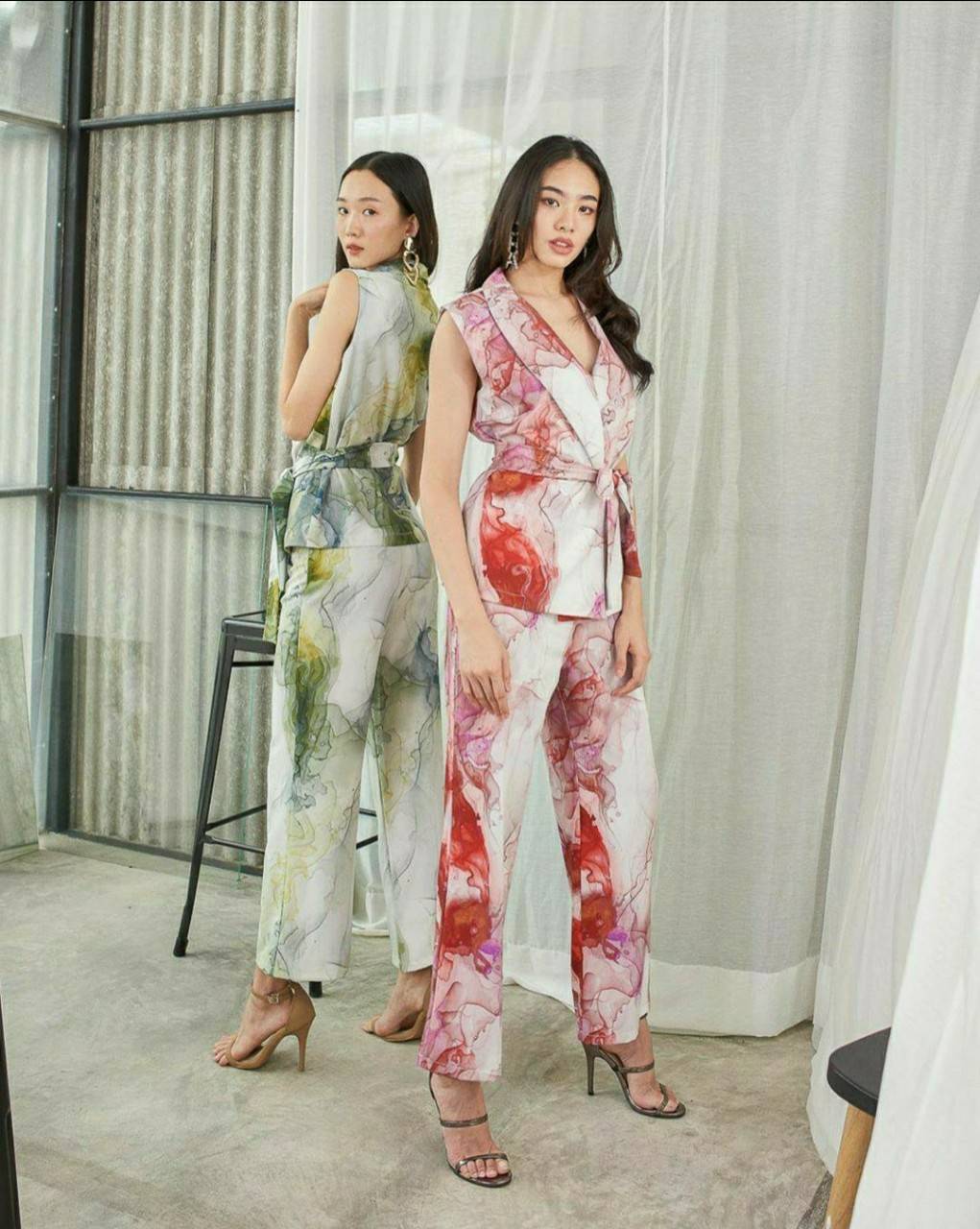 ตัวเสื้อแขนกุดคอปกกระดุมหน้า