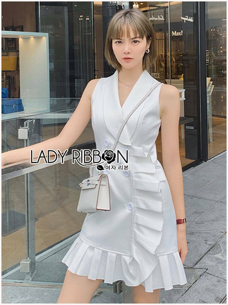 เดรสสูททรงแขนกุดตกแต่งกระโปรงระบาย