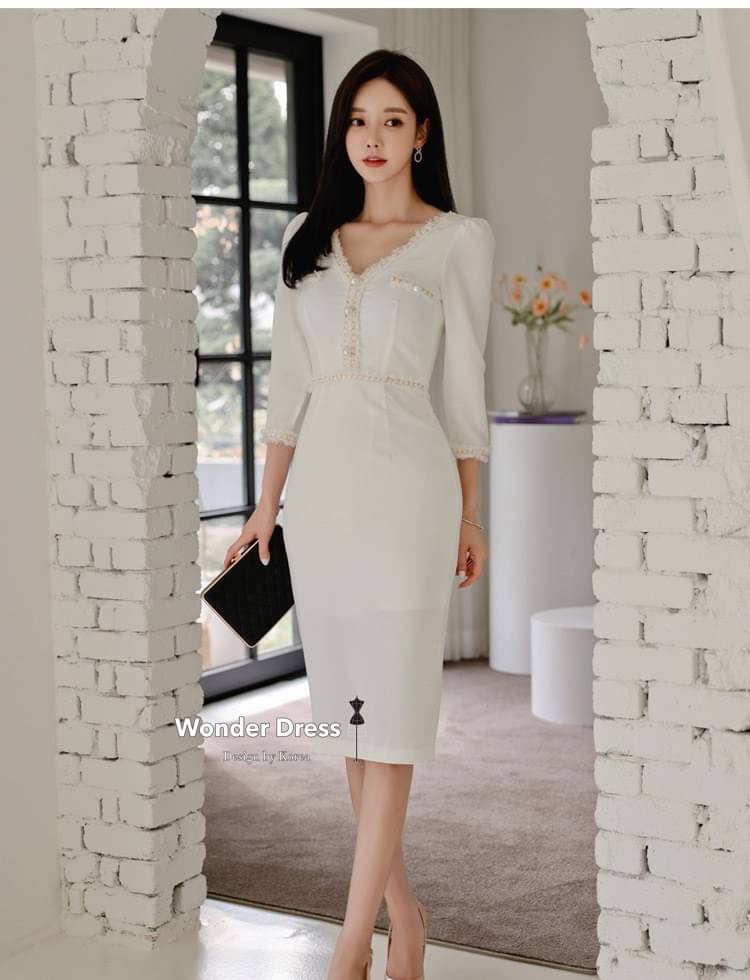 เดรสผ้ายืดเนื้อหนาสีขาว