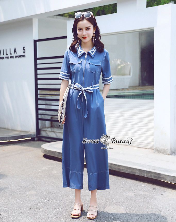 ผ้าสีพื้นเรียบเนื้อดีผ้านุ่มมีน้ำหนักเวลาใส่ทิ้งทรงสวย