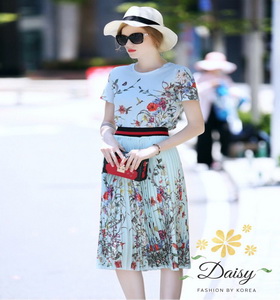 ชุดเซท เสื้อผ้าแฟชั่นเกาหลีสวยๆเสื้อกระโปรงพิมพ์ลายดอกไม้