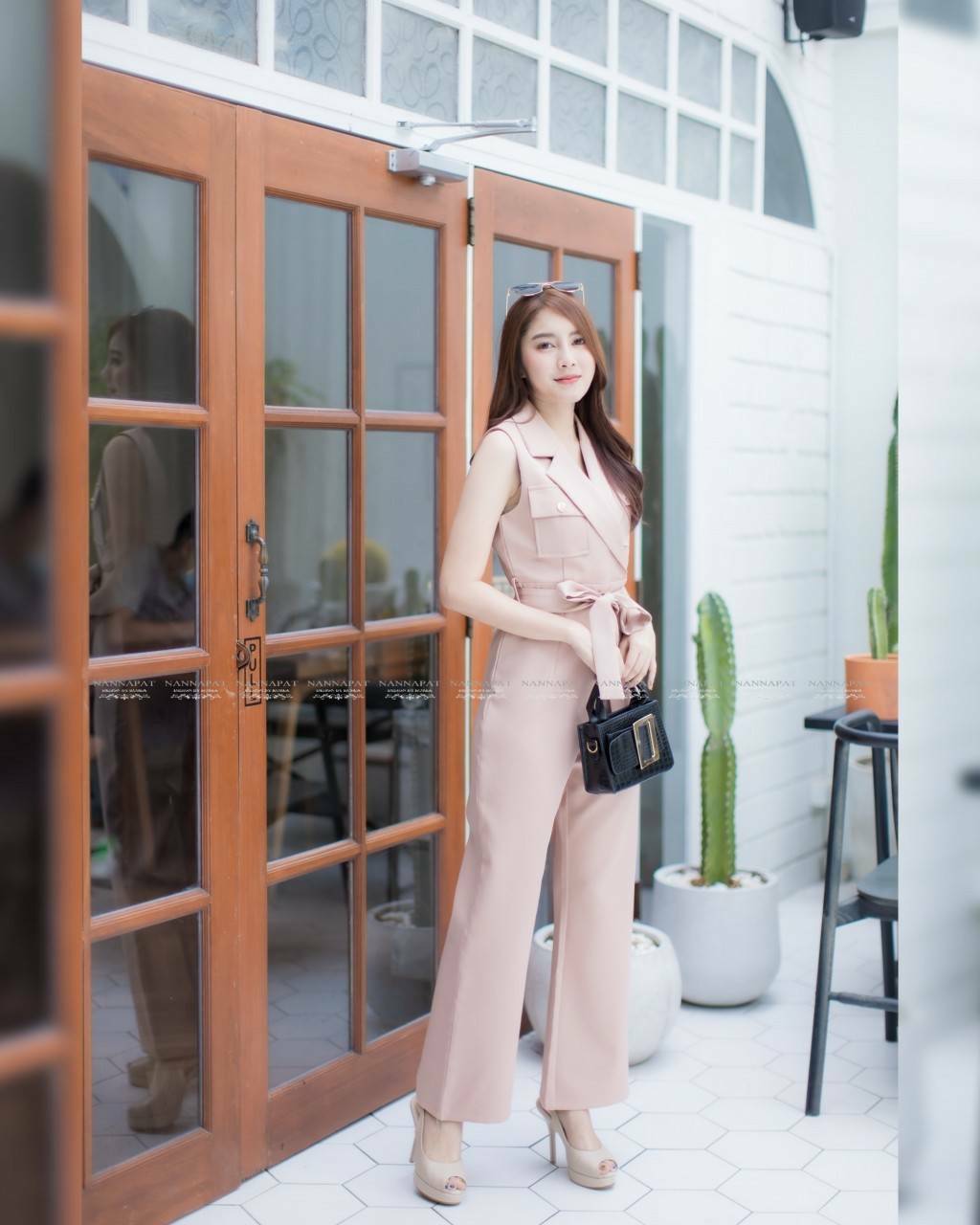 จั้มสูทพร้อมสายผูกเอว