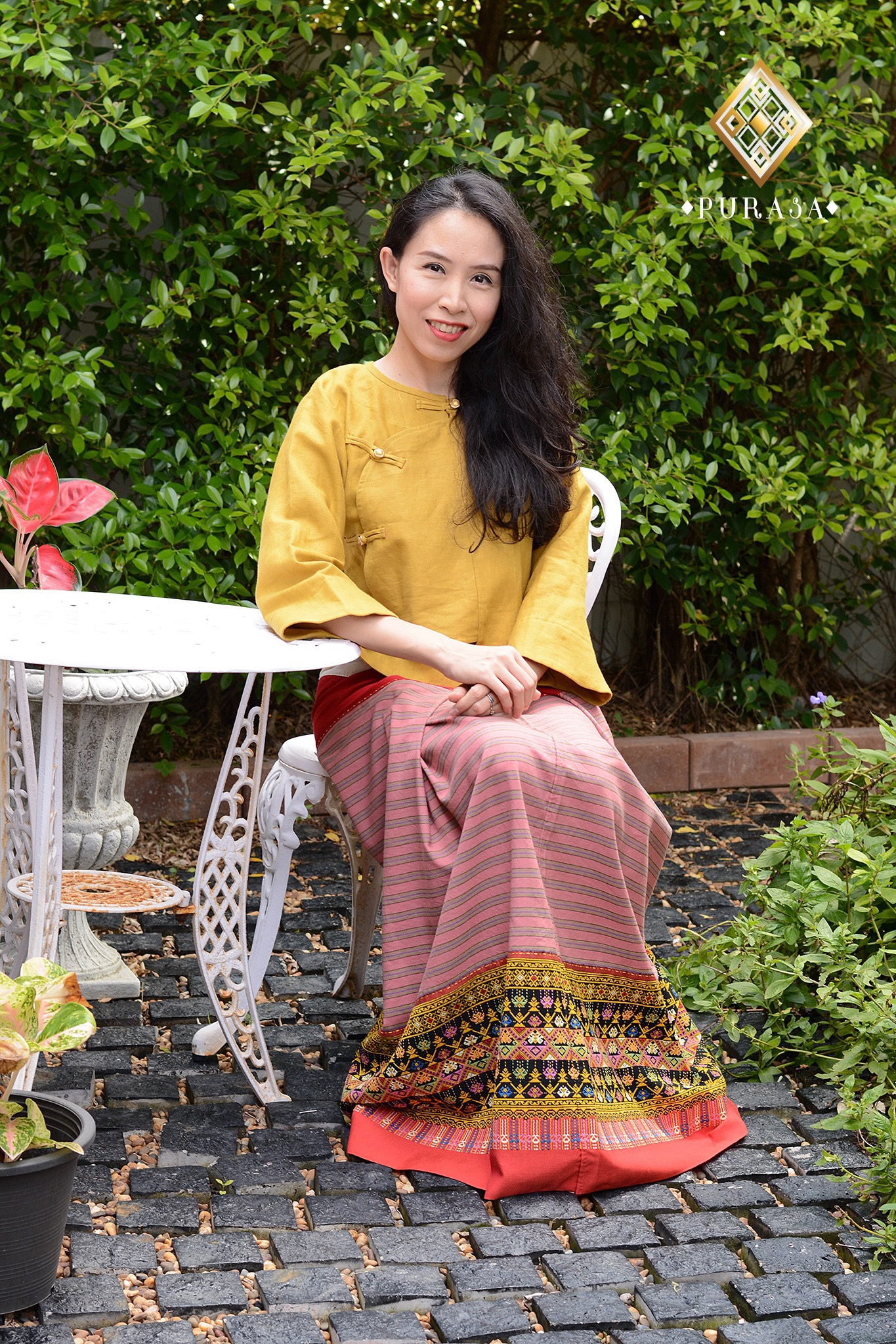 ผ้าซิ่นตีนจก