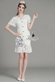 LV03010916 🍭Korea Design By Lavida elegant flower button trumpet sleeves luxury lace dress code1701 เดรสสุดหรู