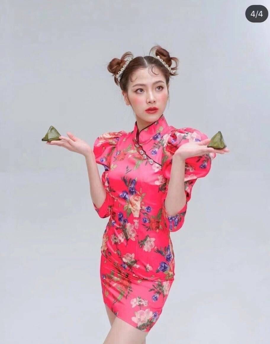 มินิเดรสกี่เพ้า เเขนยาว