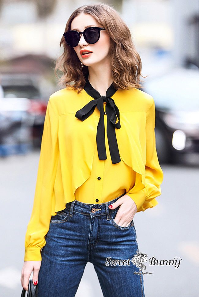 เสื้อทรงสวย ด้านในเป็นเสื้อเชิ้ตปกติ