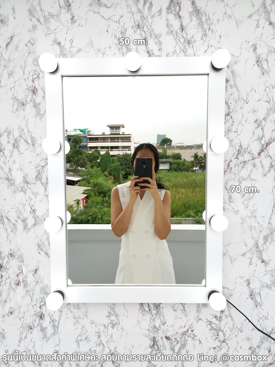 กระจกแต่งหน้ามีไฟ กระจกแต่งหน้า กระจกมีไฟ - 50x70cm. (รุ่นแขวนผนัง) สีขาว