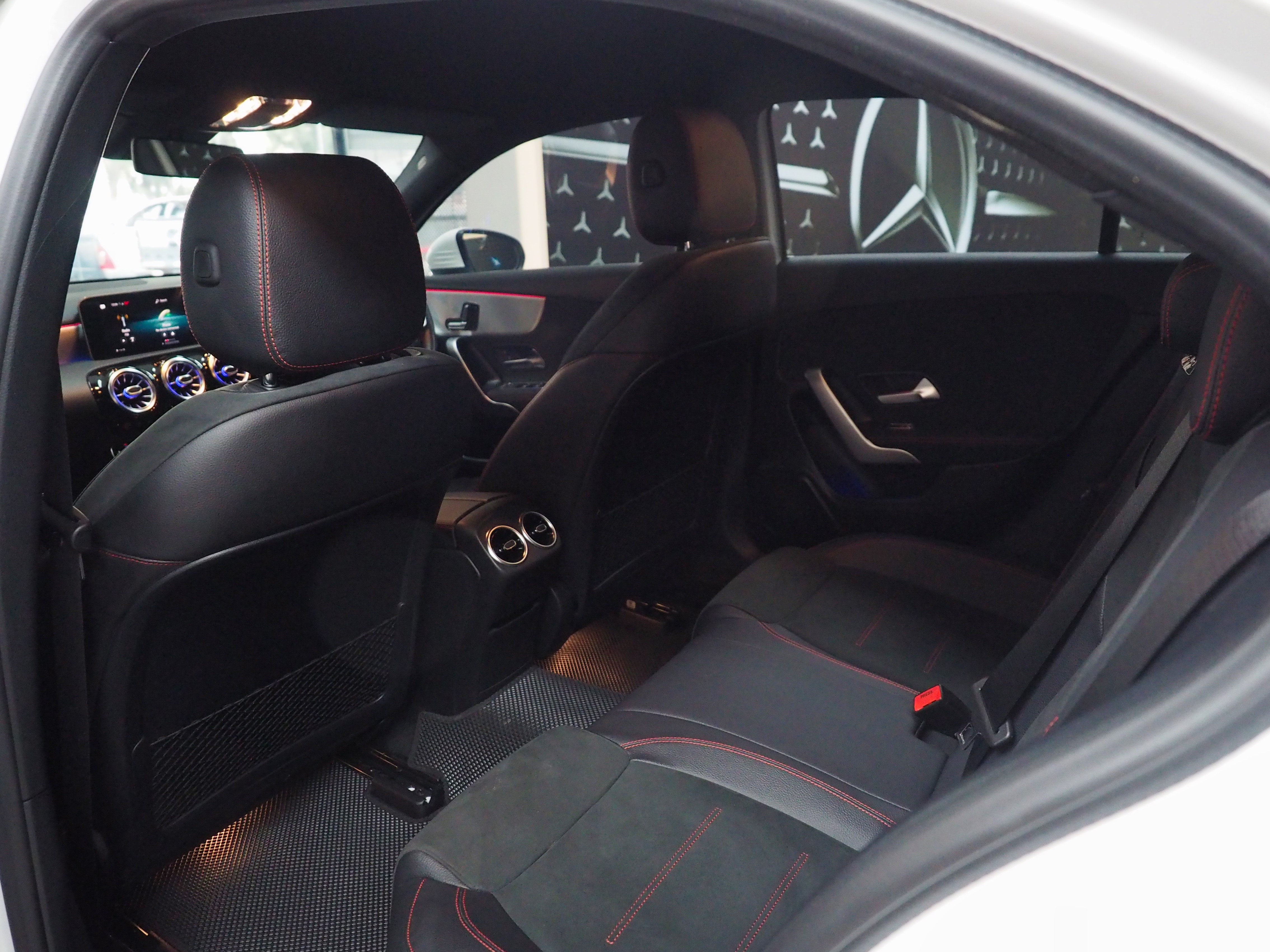 จองแล้ว A200 AMG Dynamic W177