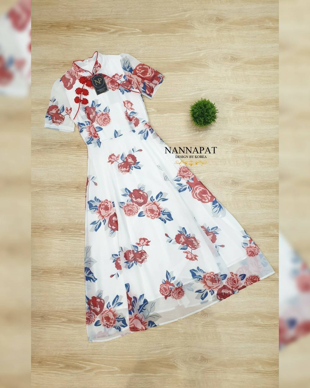 กีเพ้างานซิปหลังพริ้วสวยลายกุหลาบ