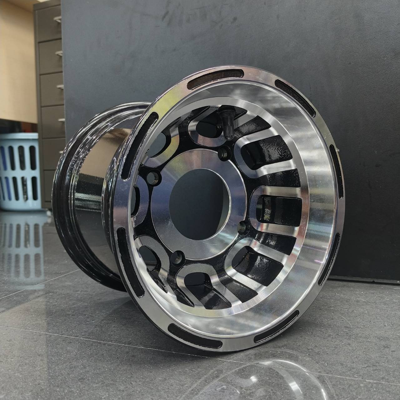 ล้อแม็กขอบ 8 4รู110 ล้อหลัง หน้ากว้าง 7 นิ้ว