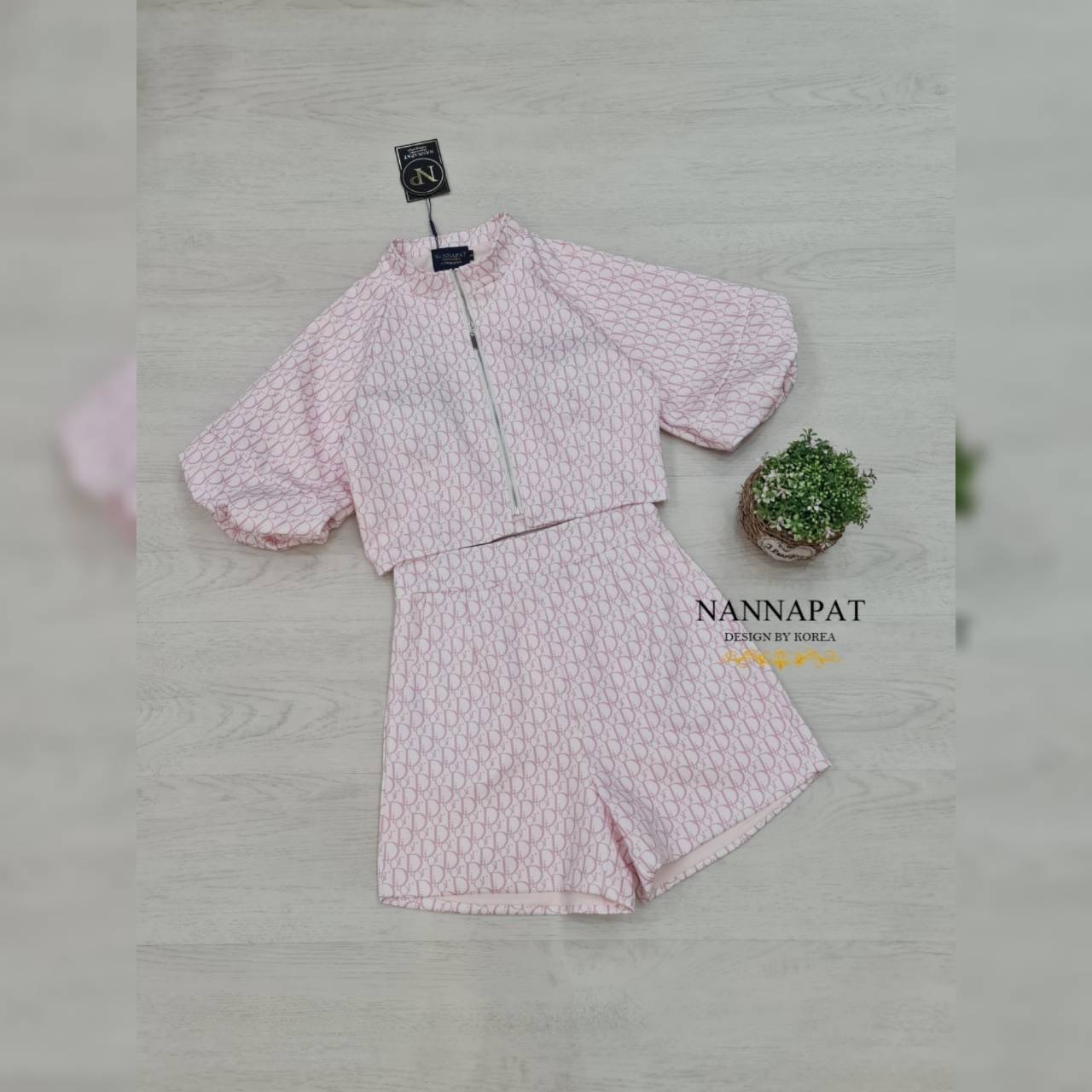 เสื้อซิปหน้า แขนพองน่ารัก