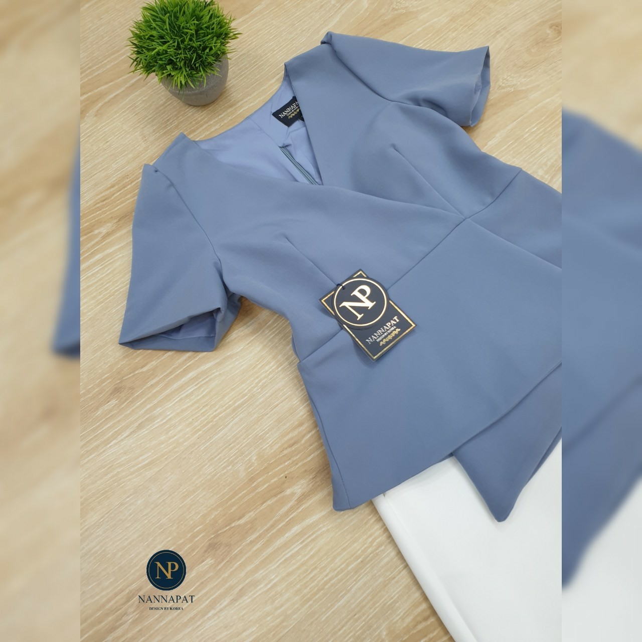 เดรส คัทติ้งเป๊ะเข้ารูปทรงสวย