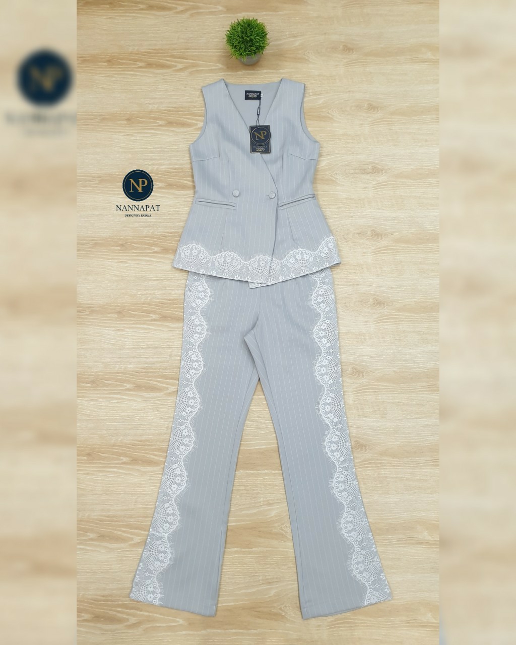 เสื้อกระดุมหน้า มีซับในอย่างดี