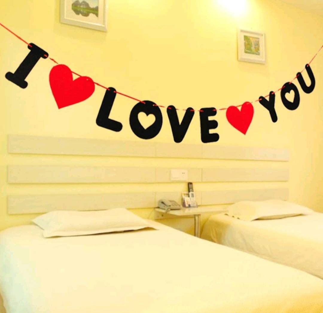 ป้ายวาเลนไทน์ I LOVE YOU Flag Branner