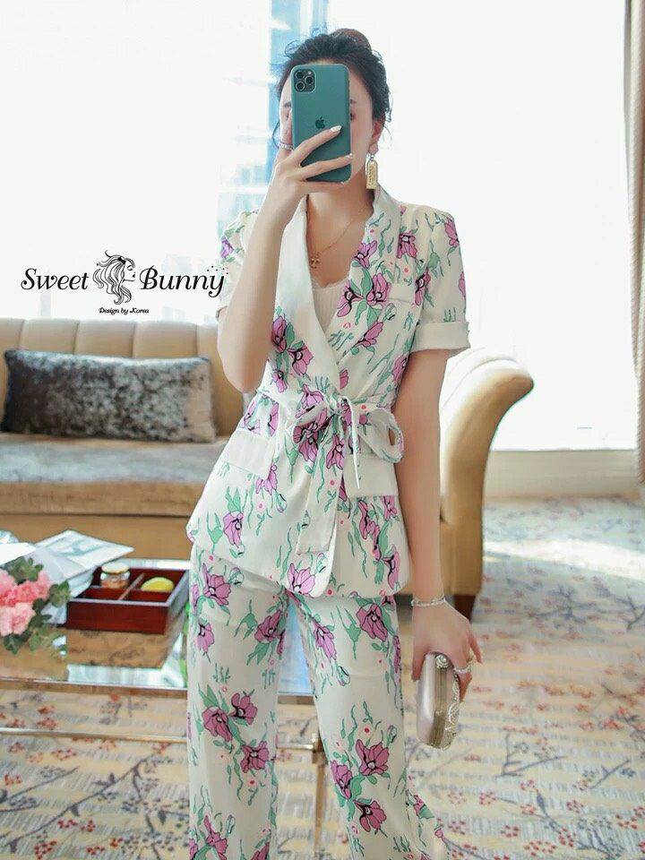 ชุดเซ็ตเสื้อสูทแขนสั้น
