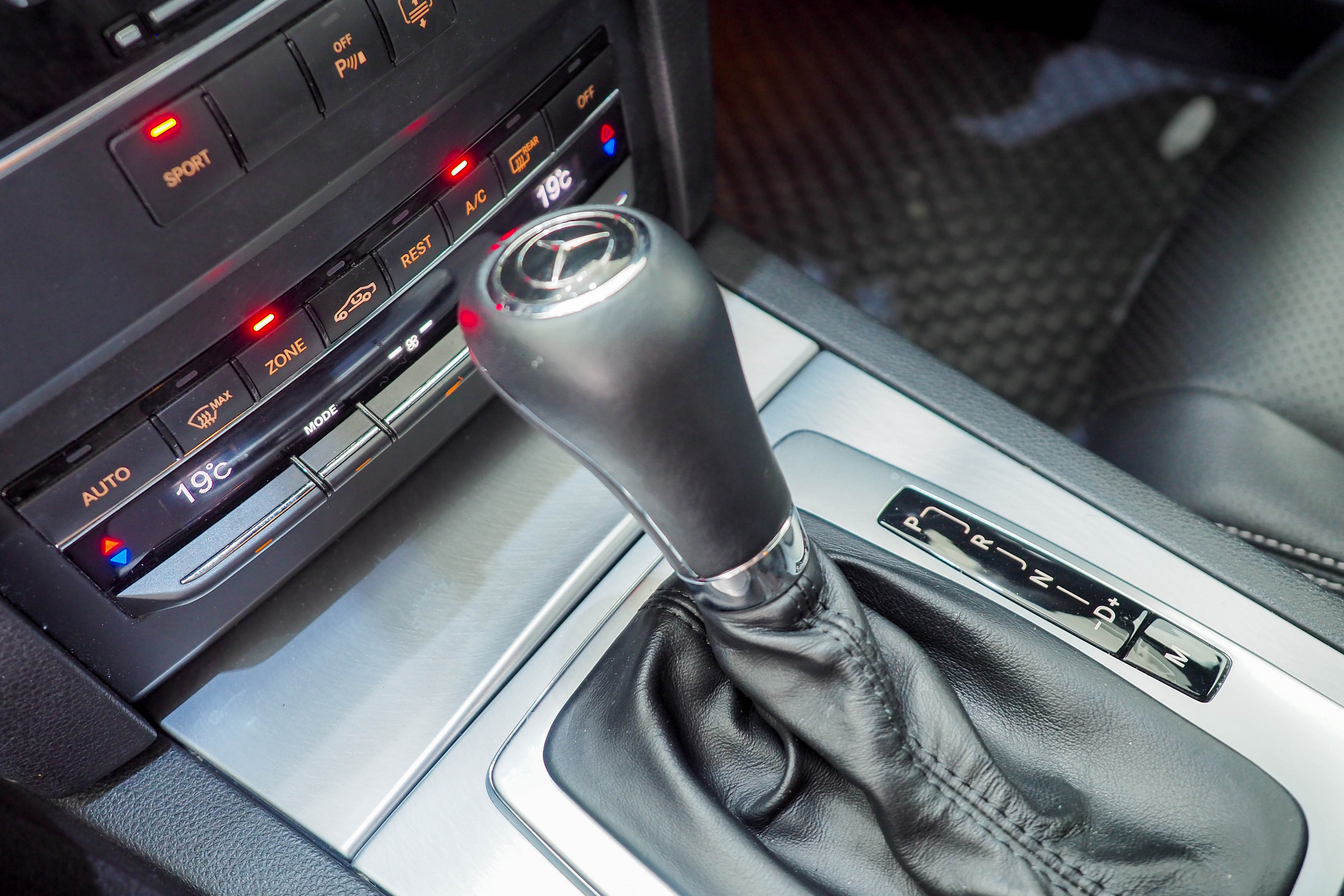 จองแล้ว E250 CGI Coupe AMG BlueEfficency W207