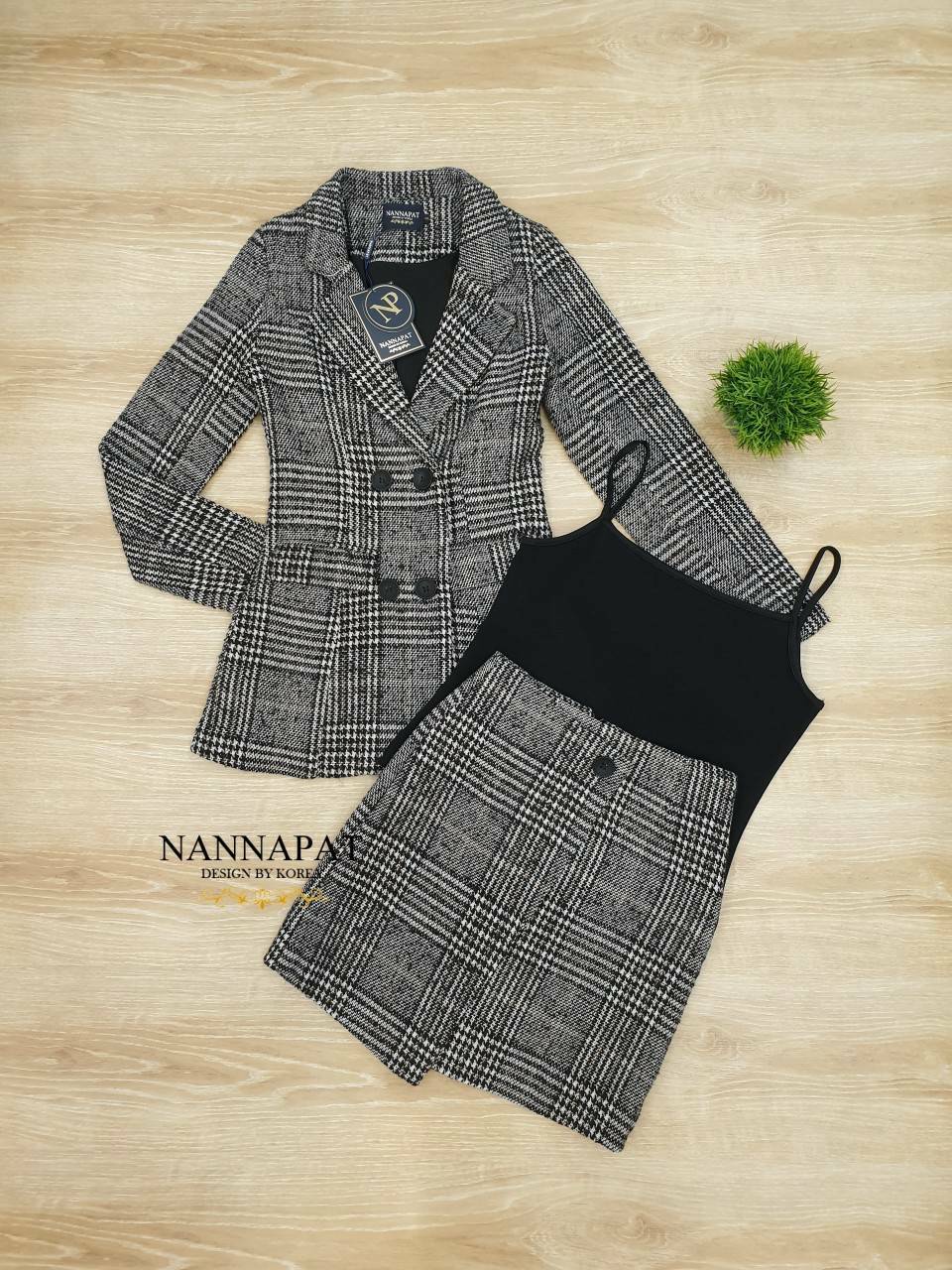 เสื้อกระดุมหน้า มีกระเป๋าข้าง