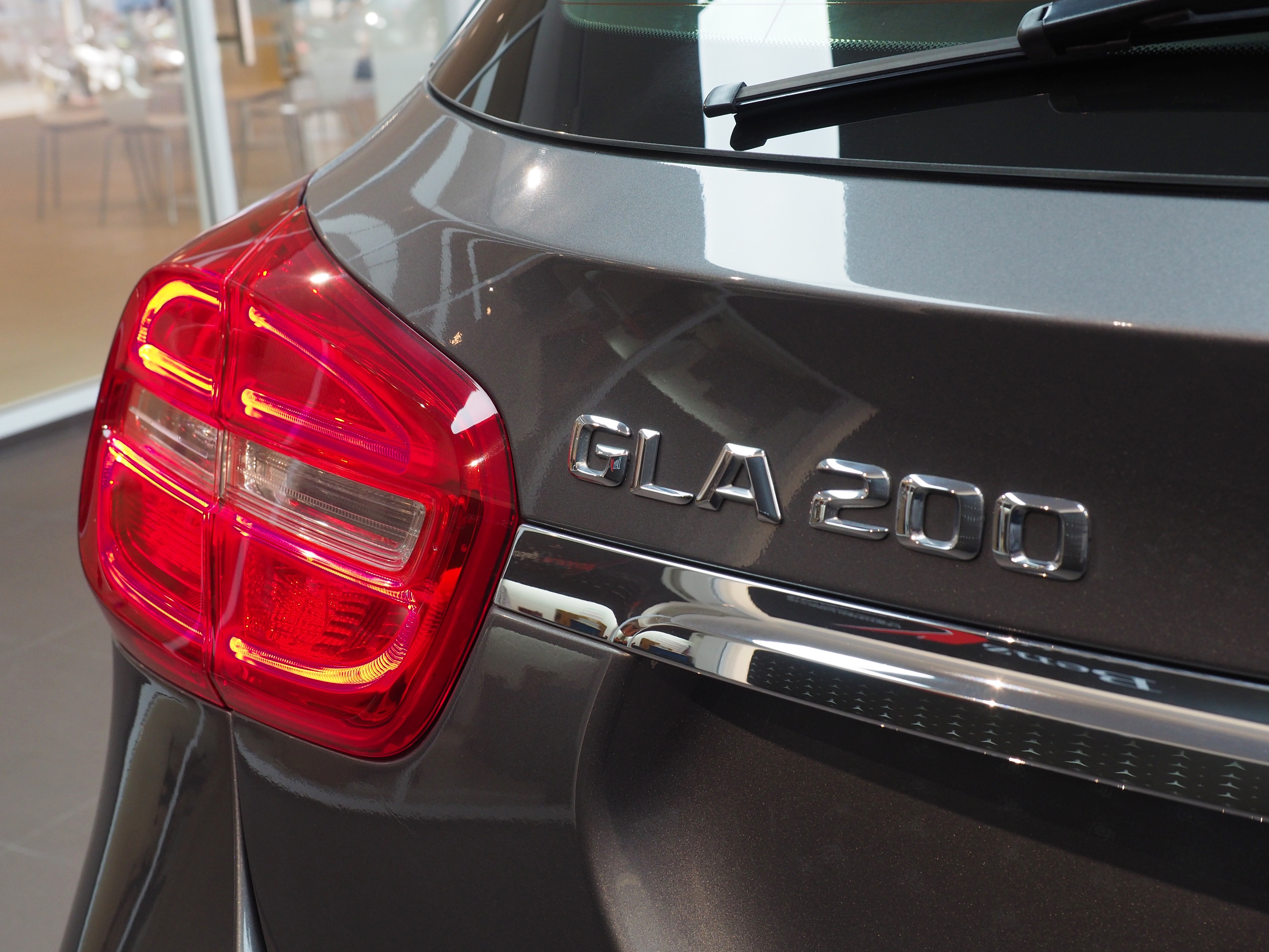 จองแล้ว GLA200 Urban W156