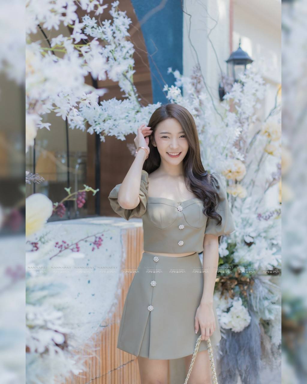 เสื้อคร็อปซิปหลังแขนตุ๊กตาสีเขียว