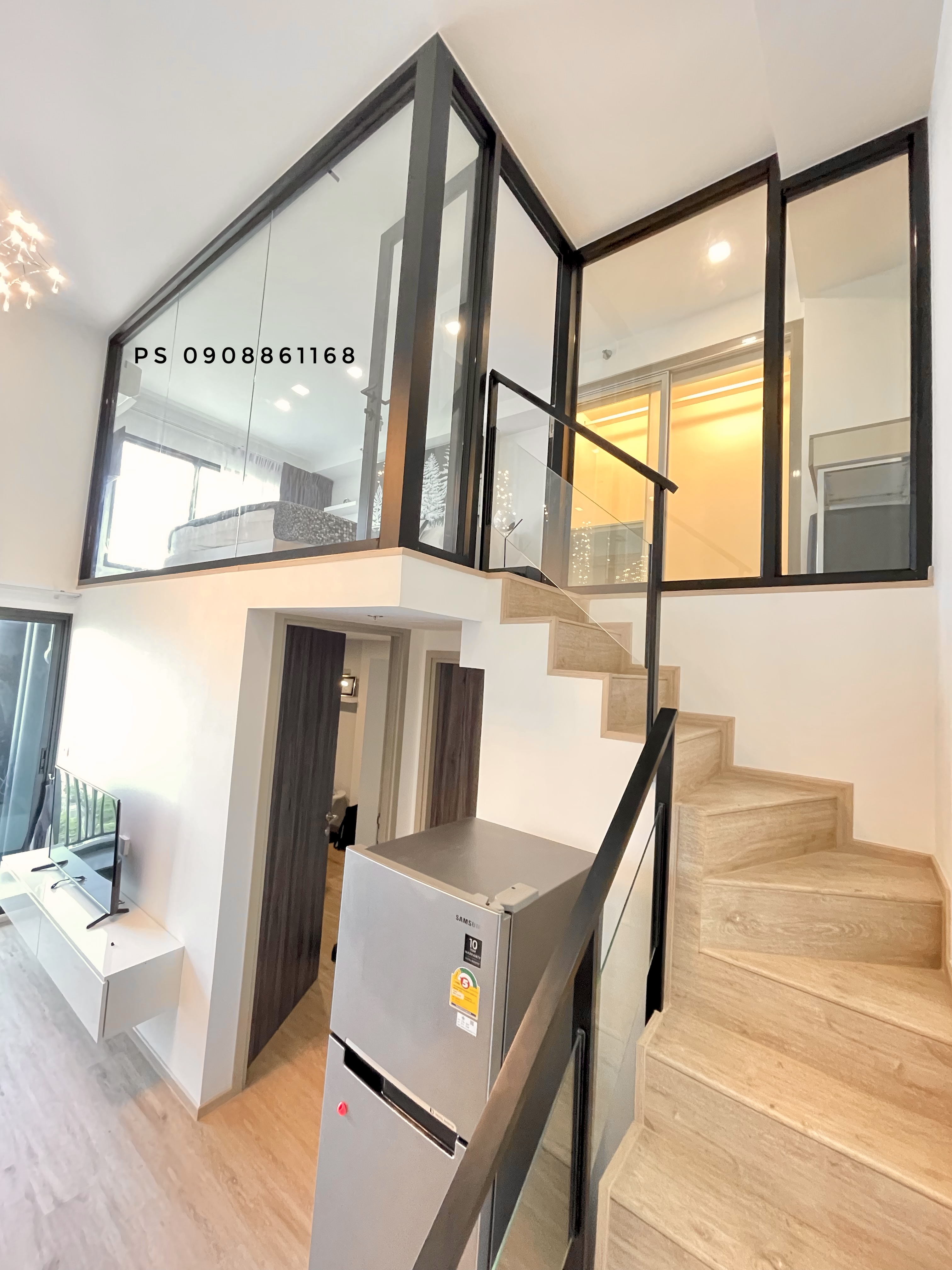 กั้นห้องกระจกคอนโดduplex ดูเพล็ก ด้วยประตูอลูมิเนียมและกระจกนิรภัยตามแบบและตามห้องตัวอย่าง