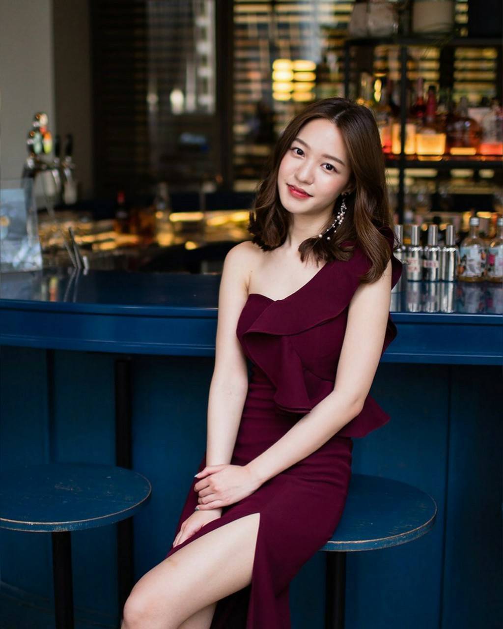 เดรสกระโปรงผ่าหน้าเซ็กซี่สุดๆ