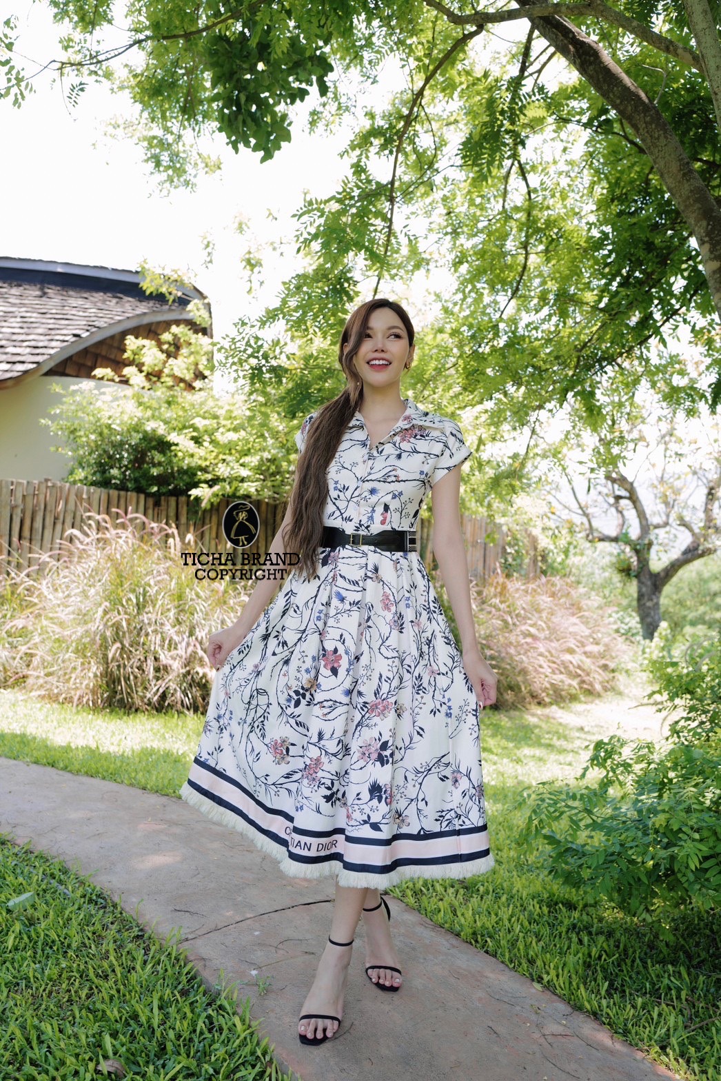 Maxi เดรส ตัวยาวแขนสั้น