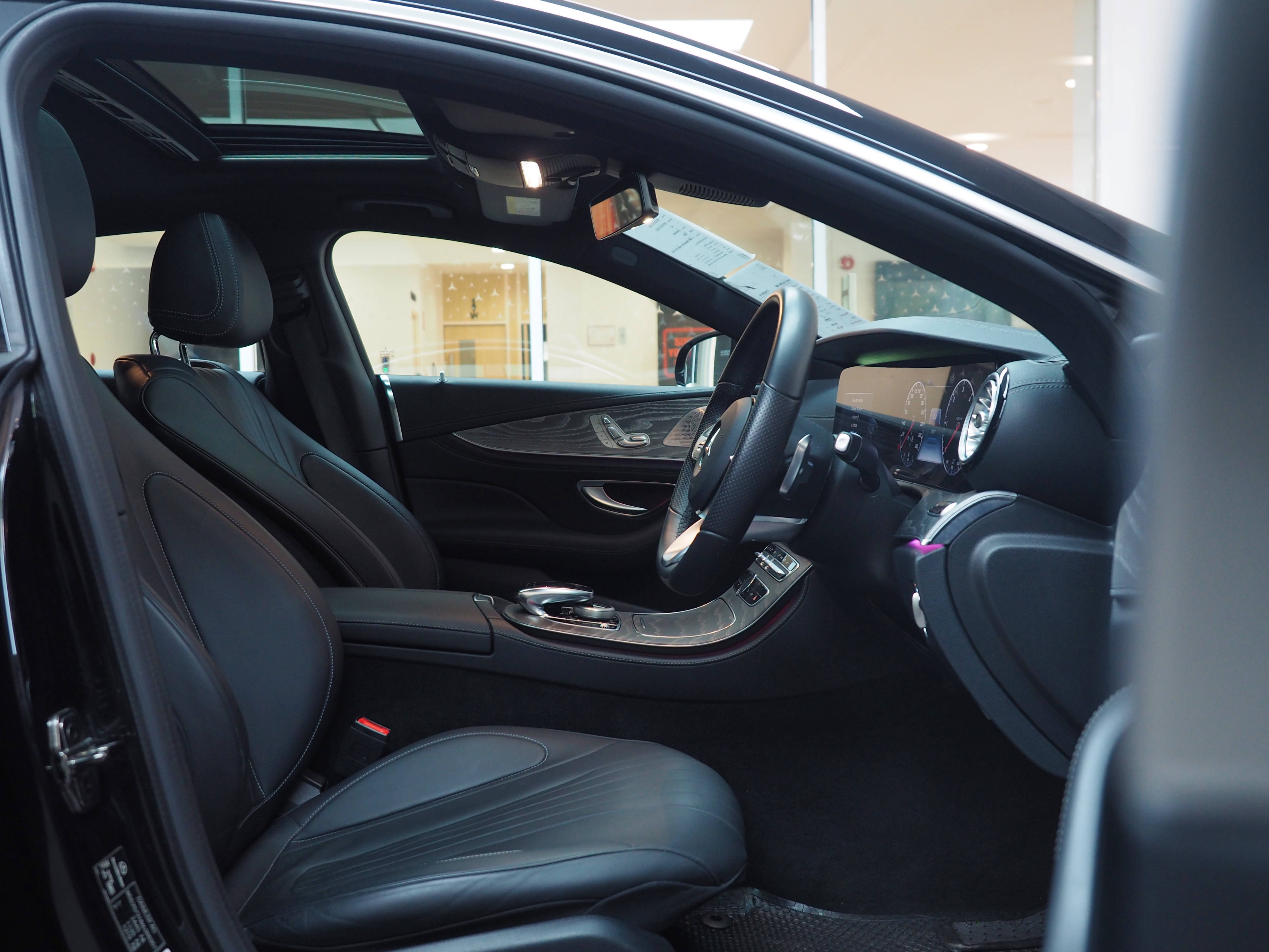 จองแล้ว CLS300d AMG Premium W257