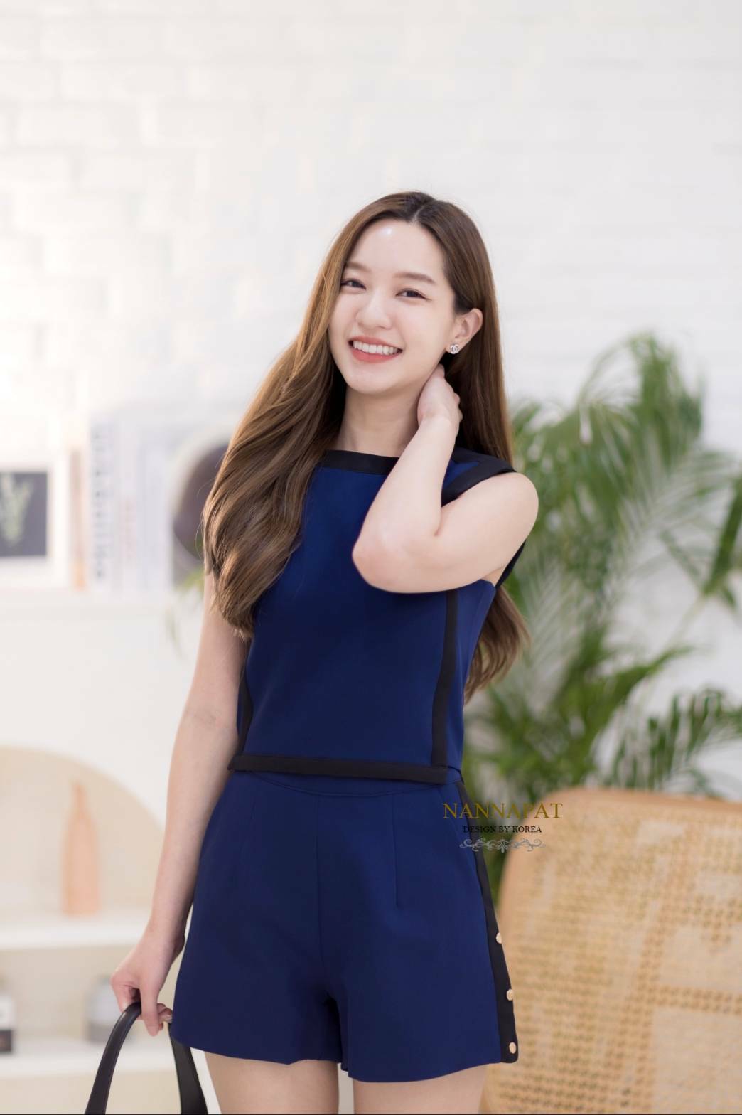 เสื้อแต่งแถบทูโทน ซิปหลัง