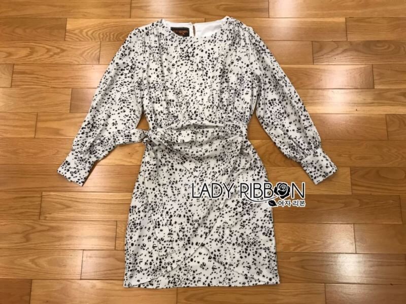 Mini Dress เดรสสั้นผ้าเครปพิมพ์ลายลีโอพาร์ดสีขาว-ดำ