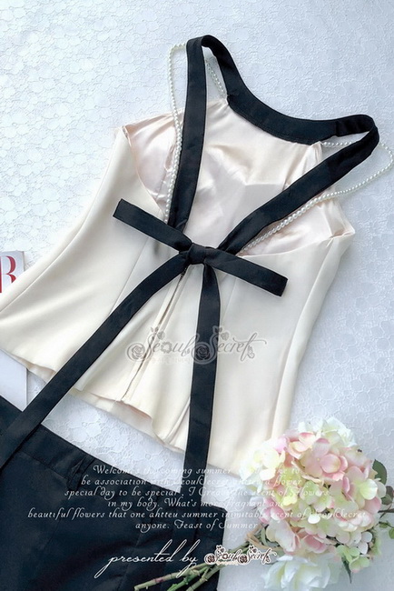 เสื้อทรงเข้ารูปเปิดหลังสวยเซ็กซี่