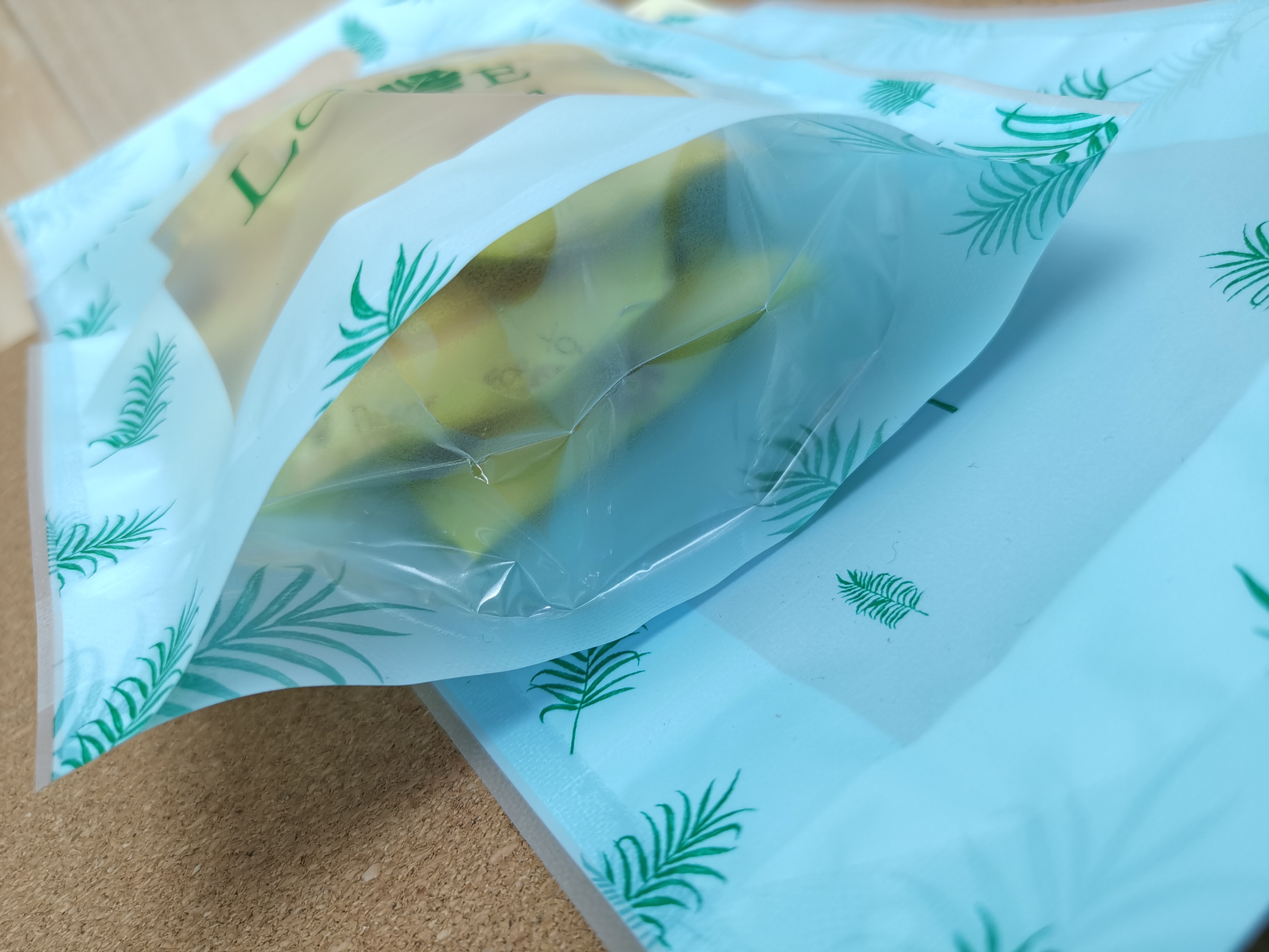 ✅🇹🇭 ถุงซิป หูหิ้วตั้งได้ เขียวใบไม้ Love Baking 15.5*22.5+5cm. ~50ใบ/แพ็ค ถุงคุ๊กกี้ ถุงขนม ถุงของขวัญ