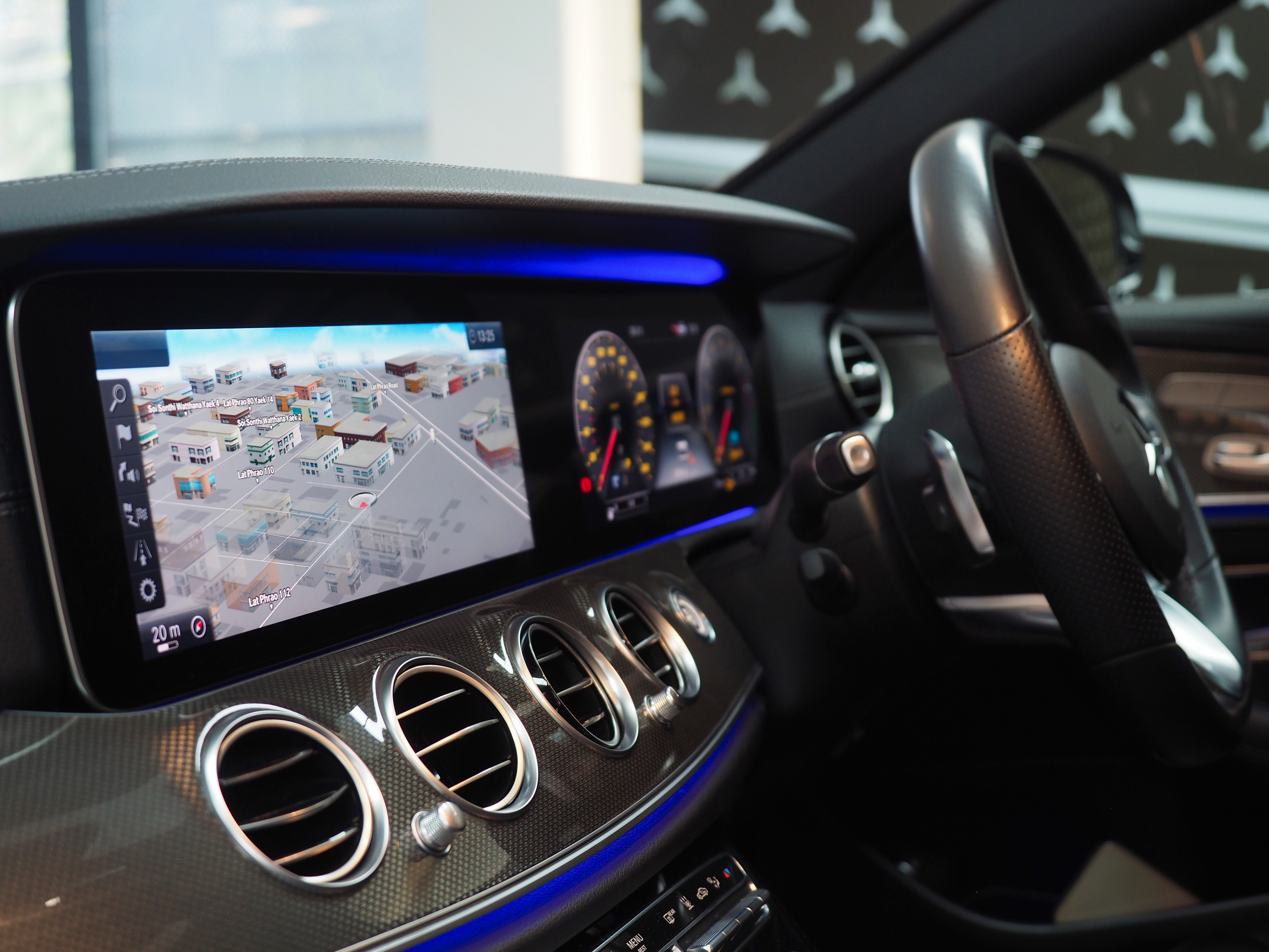 จองแล้ว E350e AMG Plug in Hybrid W213