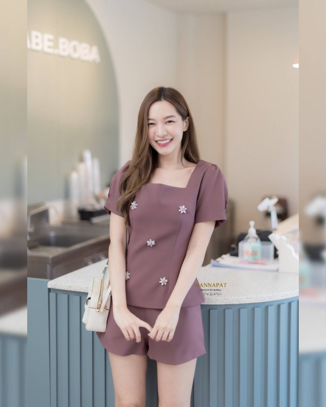 เสื้อซิปหลัง มีฟองน้ำอก แต่งเพชร