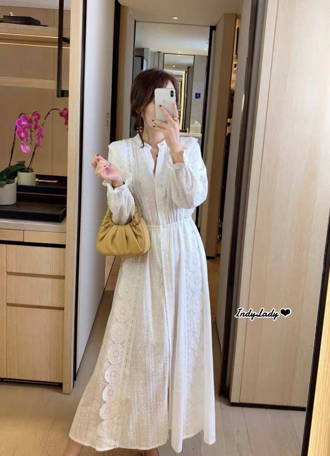 Maxi Dress งานลูกไม้ สีขาว