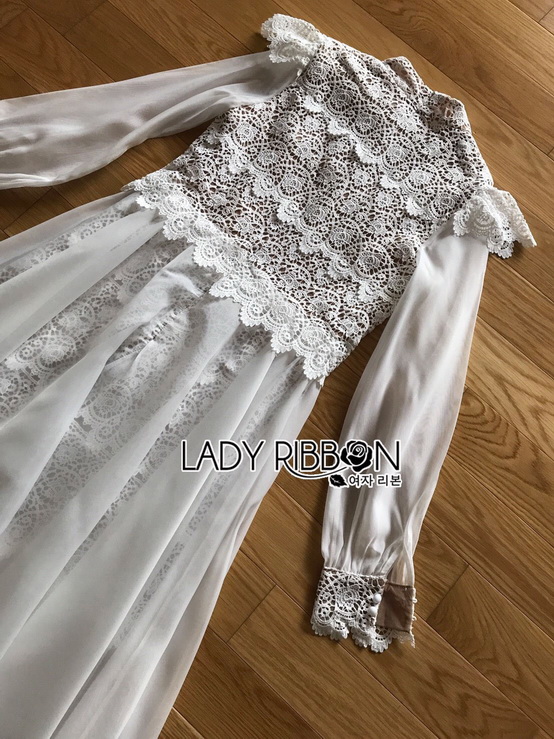 เดรสยาวผ้าชีฟองผสมลูกไม้ ลุคนี้เป็นแบบอั้ม