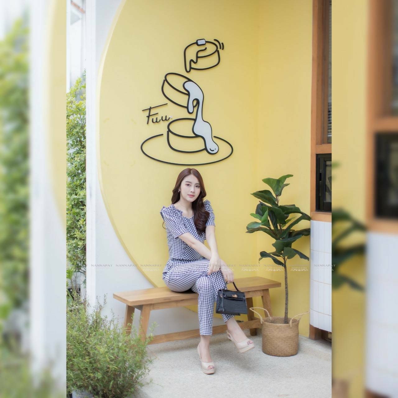 เสื้อซิปหลังแต่งระบายกางเกงมีกระเป๋า