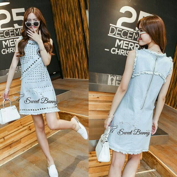 Lady Ribbon พร้อมส่งเสื้อผ้าออนไลน์ SW09120716 Sweet Bunny Present... Peg Denim Rosa Dress