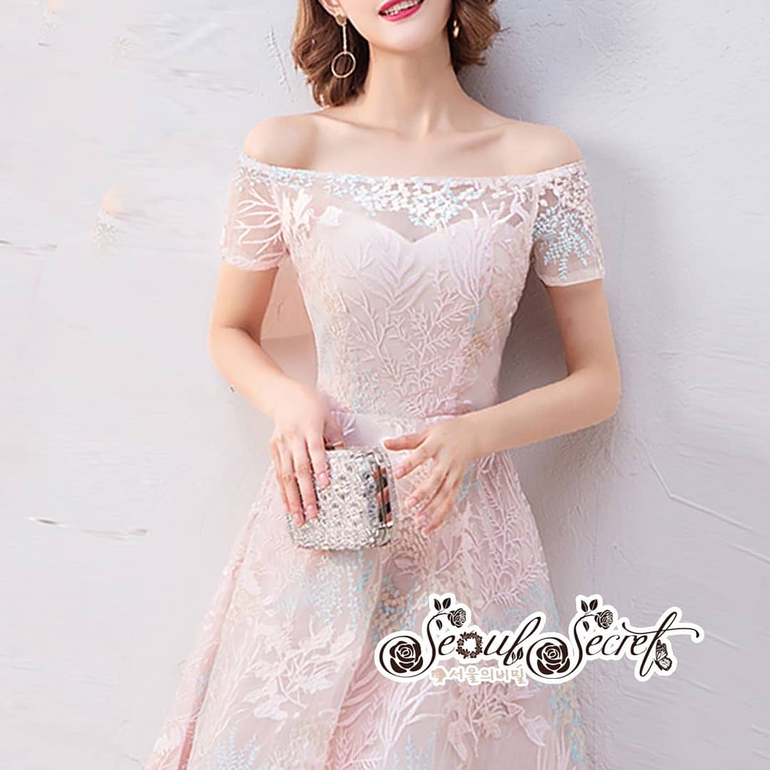 งานเดรสลุคสาวเกาหลี สวยหรูมีระดับเดรสโทนสีชมพูหวาน