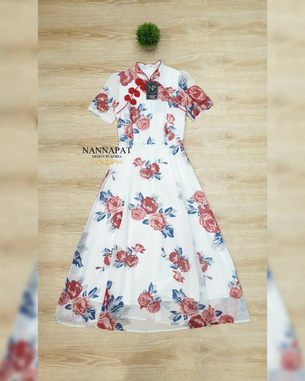 กีเพ้างานซิปหลังพริ้วสวยลายกุหลาบ