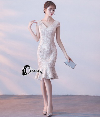 ชุดเดรสแขนสั้นคอวีหน้าหลัง