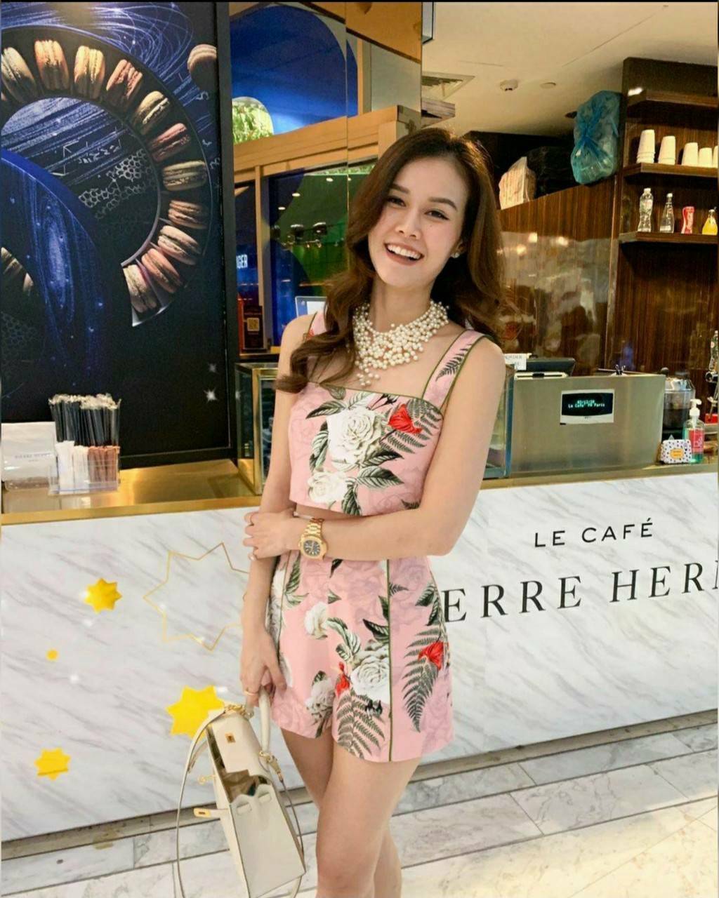 เสื้อซิปหลัง มีซับในอย่างดี
