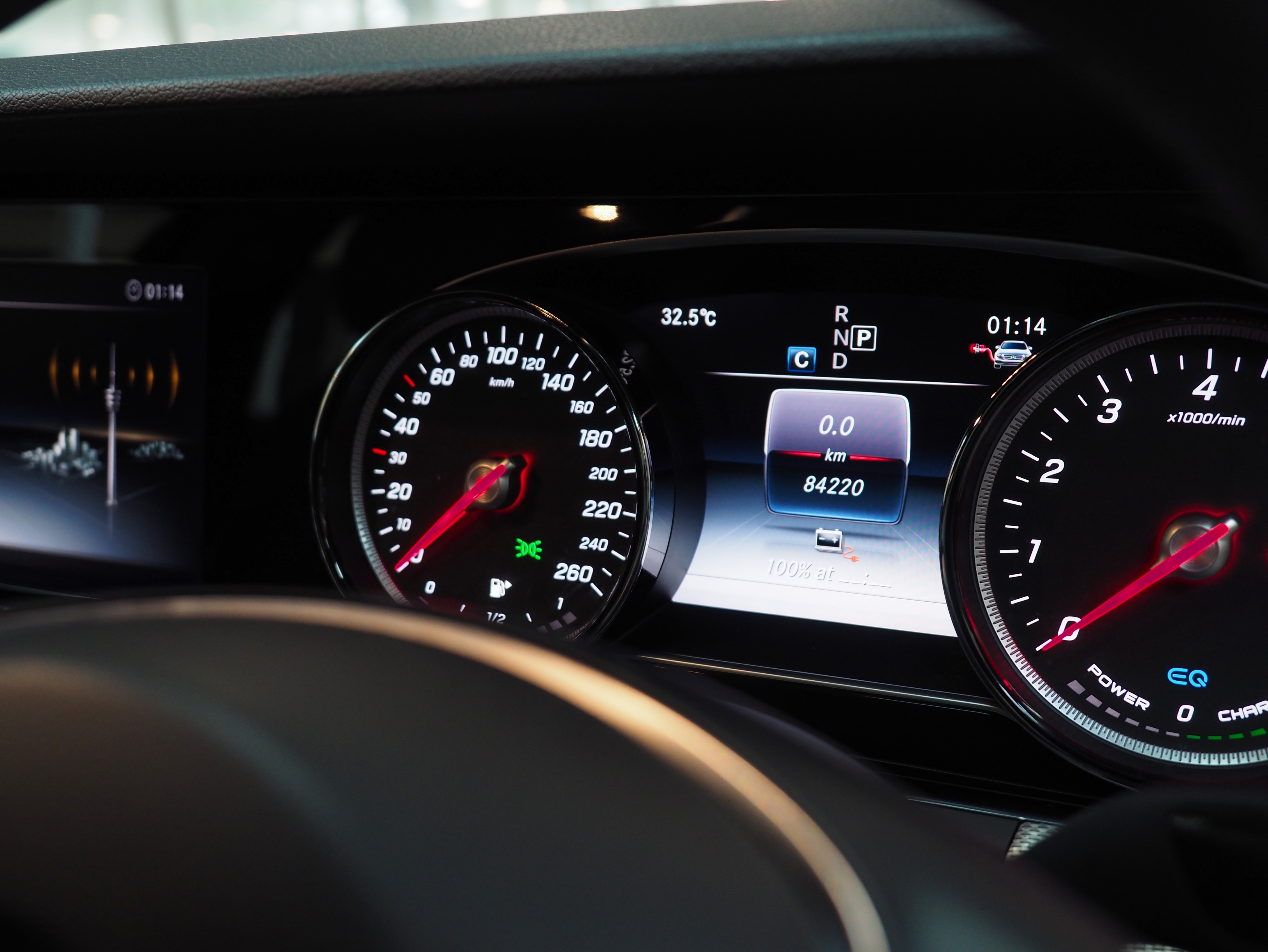 จองแล้ว E350e Avantgarde Plug In Hybrid W213