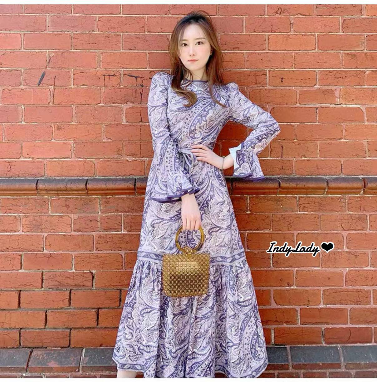 เดรสยาวแขนยาว ชายแขนบานระบาย