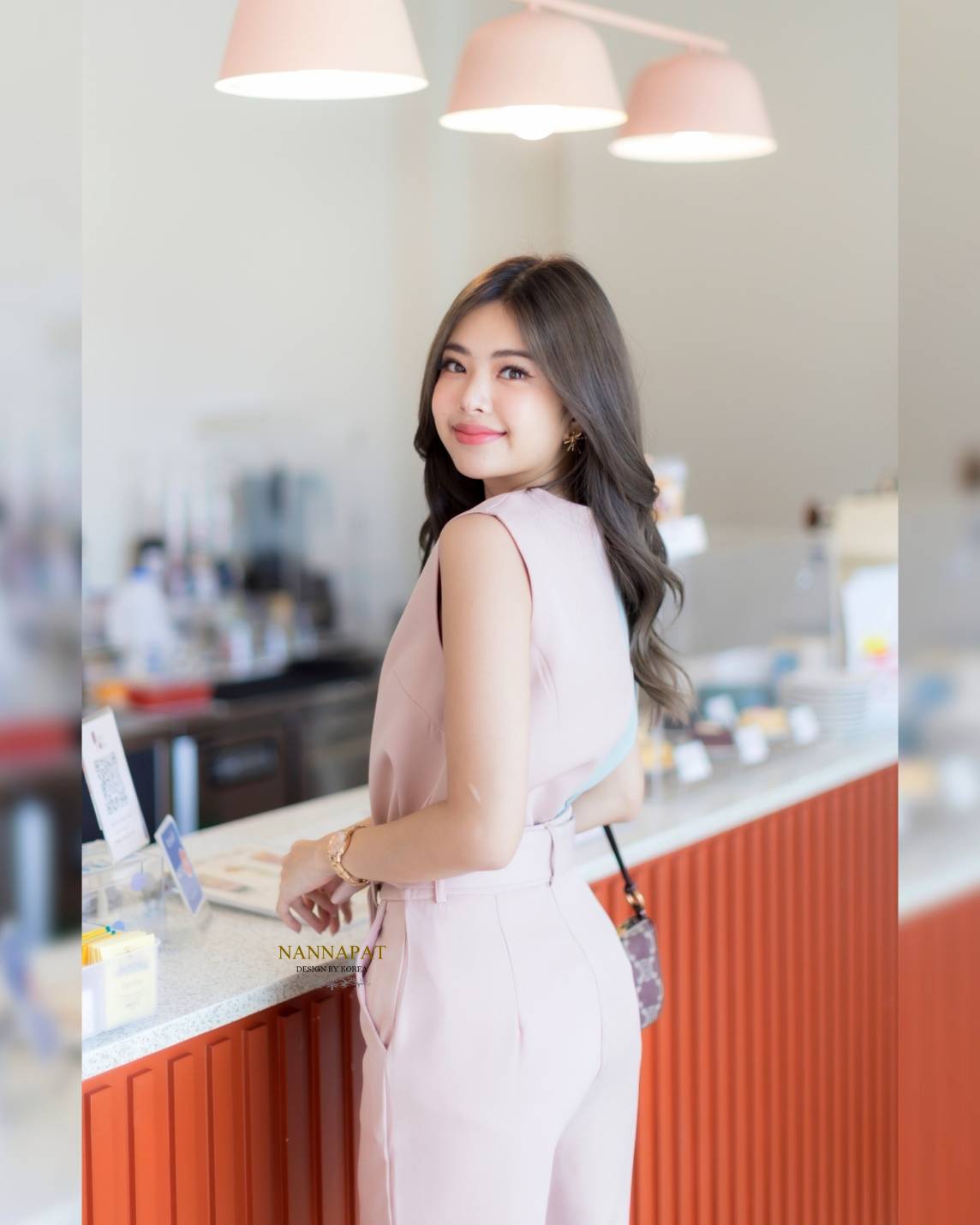 เสื้อทูโทนแขนกุด ซิปหลัง กางเกงเข้ารูป