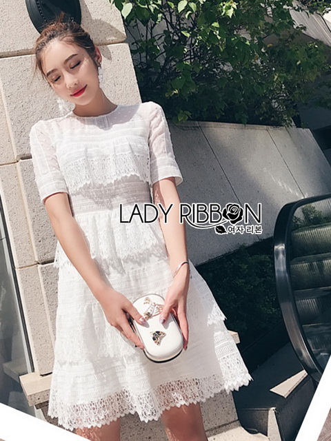 Lace Dress เดรสผ้าลูกไม้สีขาวตกแต่งเลเยอร์