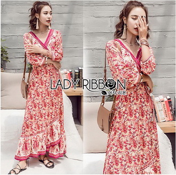 เดรสพิมพ์ลายลูกน้ำเพสลีย์สีแดง