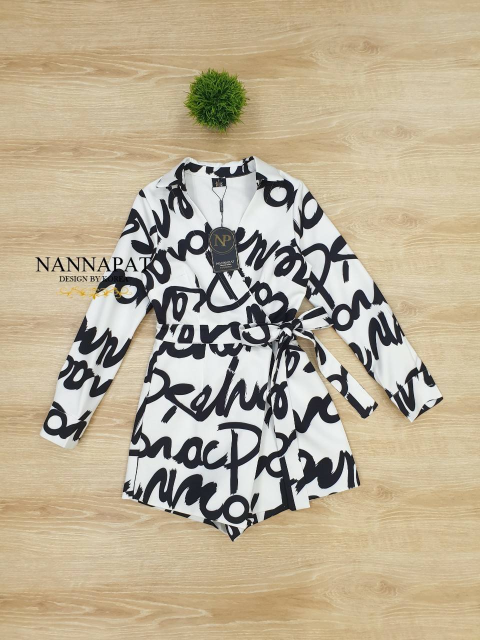 เพลสูทกระโปงลายผ้าหนานุ่มใส่สบาย