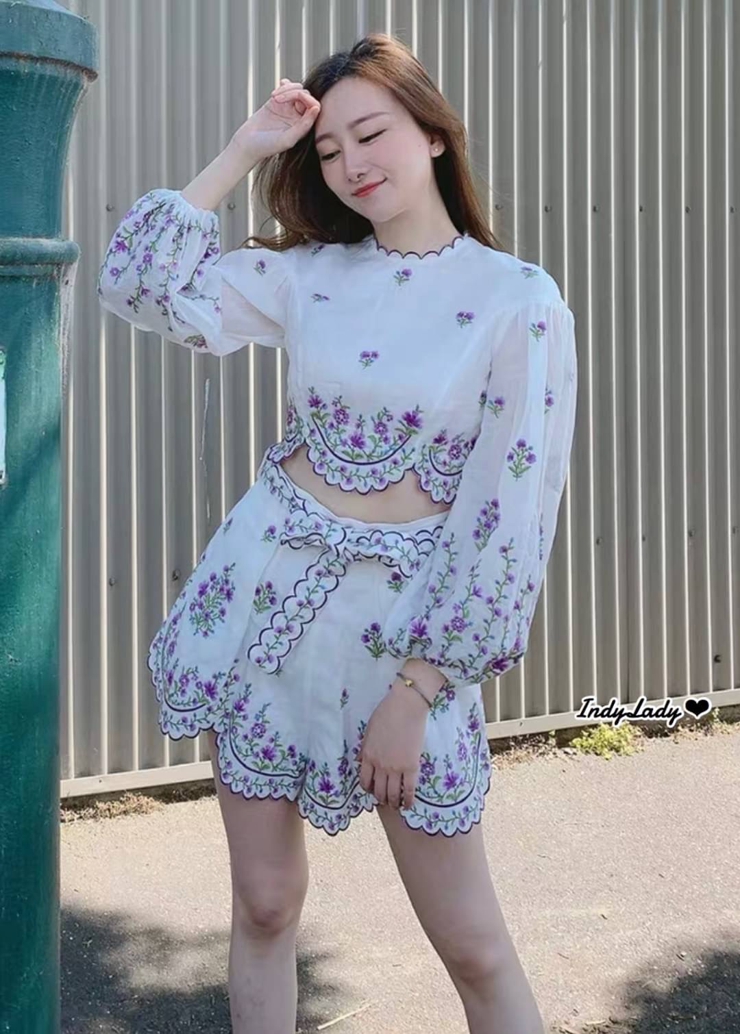 เสื้อกางเกงแขนยาวพองสวย ช่วงคอ