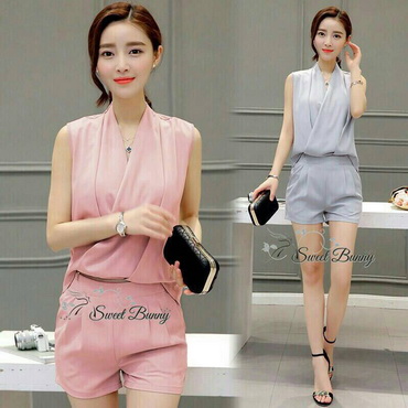 Lady Ribbon Online เสื้อผ้า ออนไลน์ ของแท้ SW09230616 Sweet Bunny Present... Pinstrip Zip Front Playsuit
